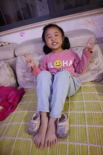 我的脚丫子也比以前大了不少不光是变重了我最近发现我好像突然变重了