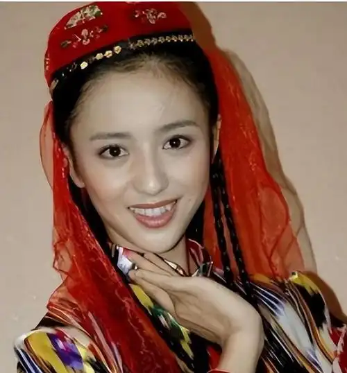 离婚不离爱40岁佟丽娅的清醒给所有女人狠狠上了一课