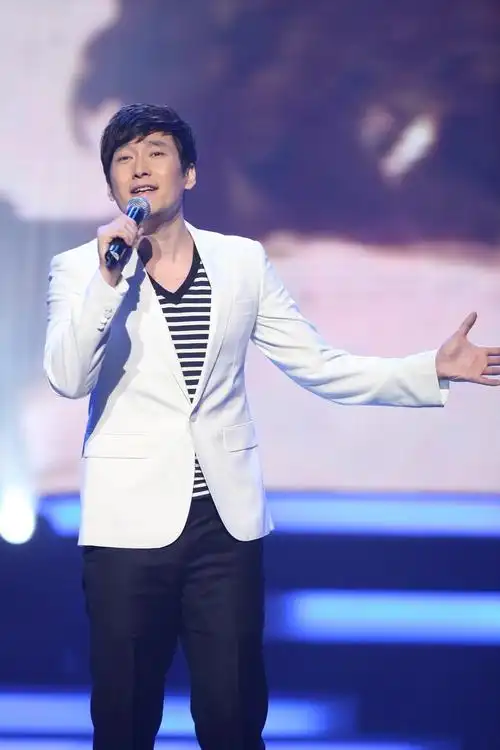 满江献唱《中华诵》