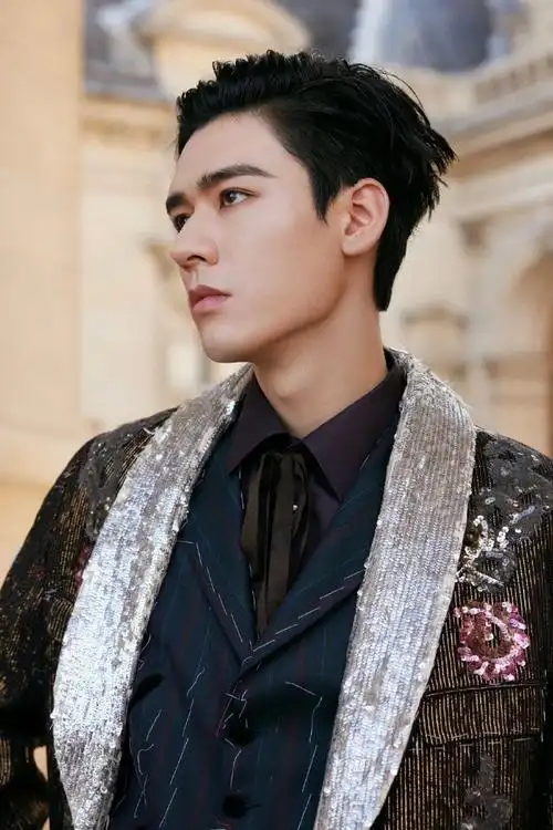 龚俊的玫瑰会唱歌##国内的龚俊vs国外的龚俊