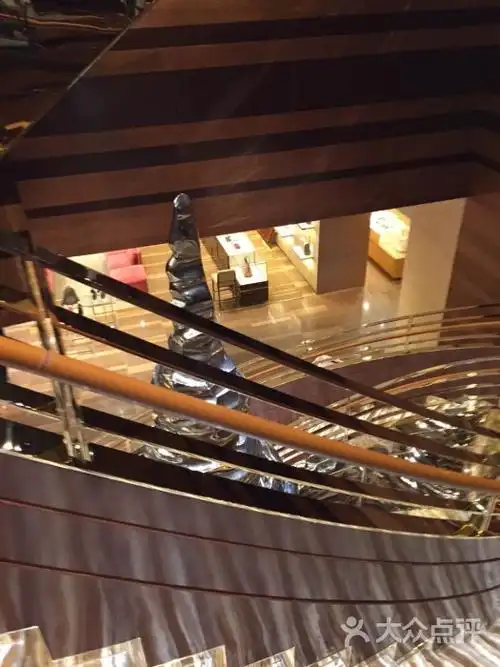 lv路易威登(恒隆广场店)图片 - 第347张