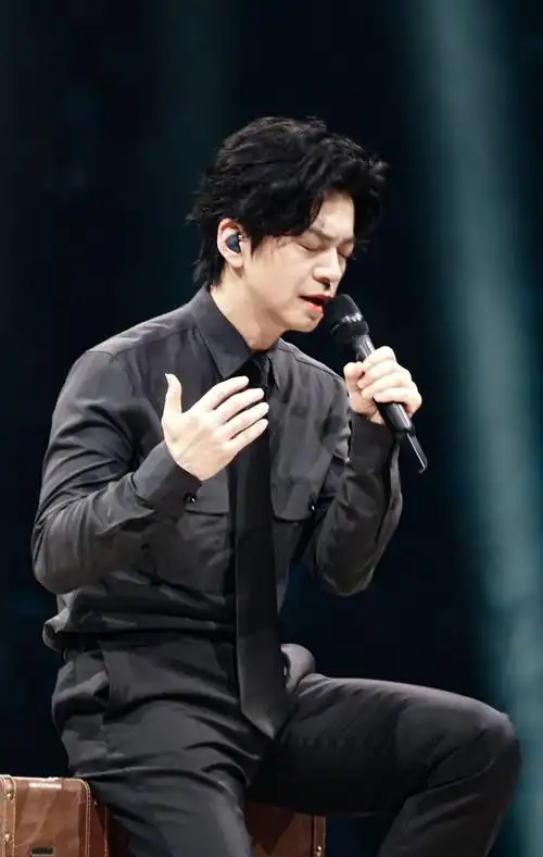 李健万物安生时巡回演唱会