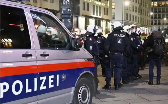 奥地利力排众议再挺中国保留孔院昨抗议大暴乱警方难敌新冠危机小组