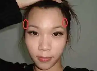 "一凸一凹"面相的女人注定"吃两家饭"!二婚甚至多婚!