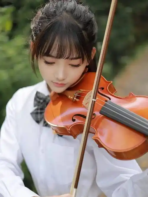 穿jk拉小提琴拍照,10个动作姿势,漂亮气质又甜美,温柔优雅又清新文艺