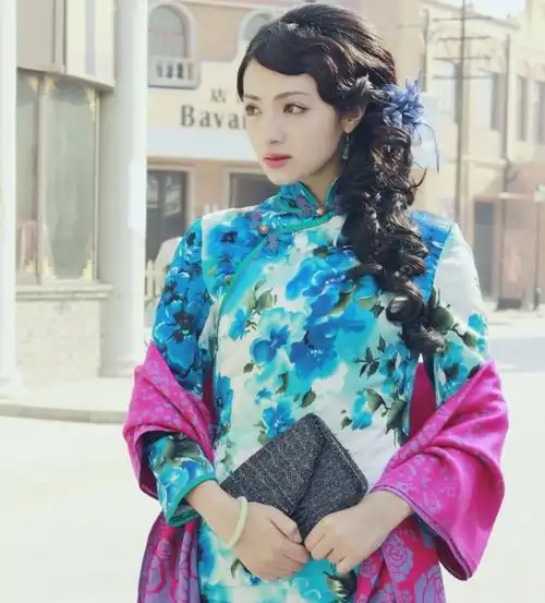 新还珠格格饰演香妃的维族美女麦迪娜性感大释放