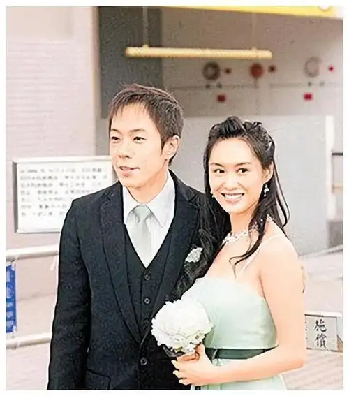 朱茵和黄贯中的故事让我们见证了爱情的真谛.