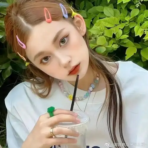 女头丨风月都好看头像超话#女生头像#女生头像超话#氛围感##真人