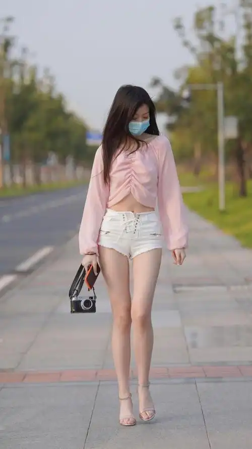 夏日短裤才是应季出镜王修身凉爽女神们超级爱
