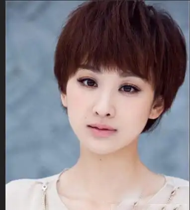 女生露眉露耳短发发型图片