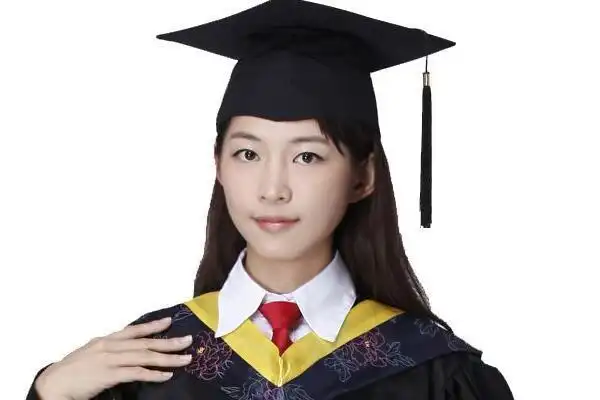 学士帽的穗放在哪边,学士帽的穗子颜色有说法不