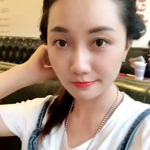 37岁离异女征婚照片(id:3795512)_云南昆明征婚交友_我主良缘网
