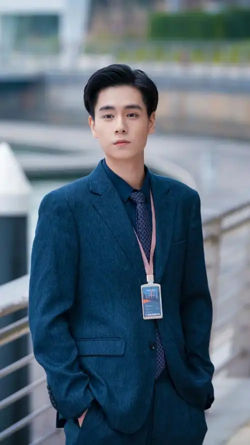 小风暴之时间的玫瑰  高山  胡一天