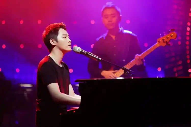 梁博用音乐表态做自己