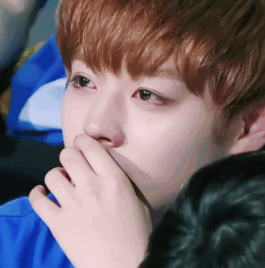 周洁琼流泪动图