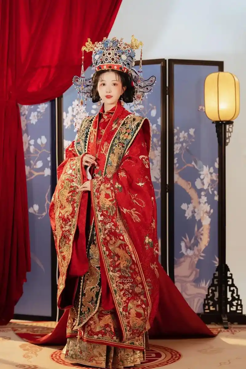 本期汉服婚服推荐百鸟朝凤