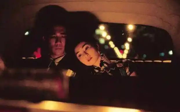 原创电影花样年华怀旧式的爱情电影王家卫范儿的艺术表达