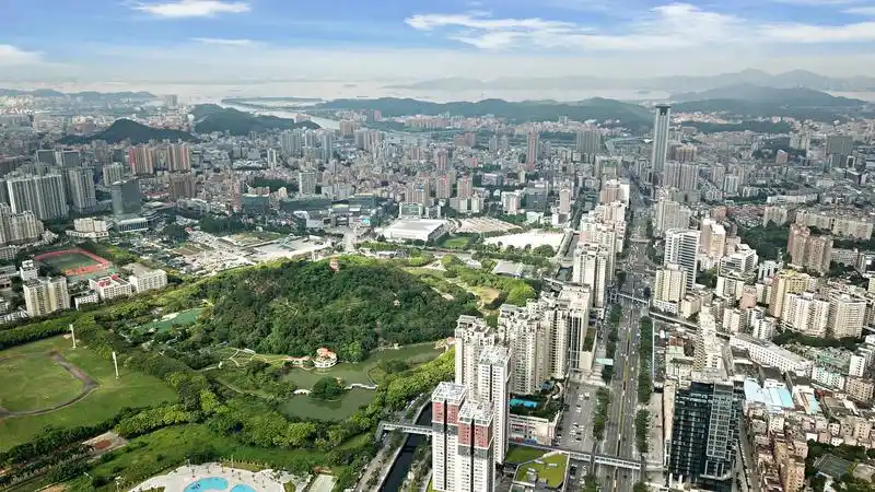 今年以来,东莞虎门镇认真贯彻落实市委,市政府的工作部署,围绕虎门