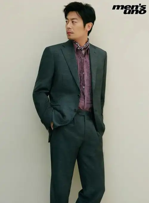 朱亚文 在时间里安然生长