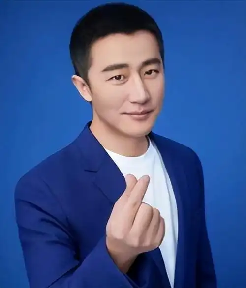 事实证明逐渐消失的黄轩已走上男演员的另一条大道