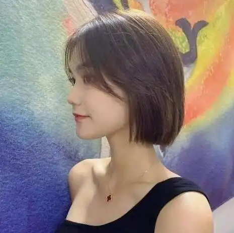 好看的发型女中短发,你喜欢哪一款直发发型_飘逸直发_女生发型大全