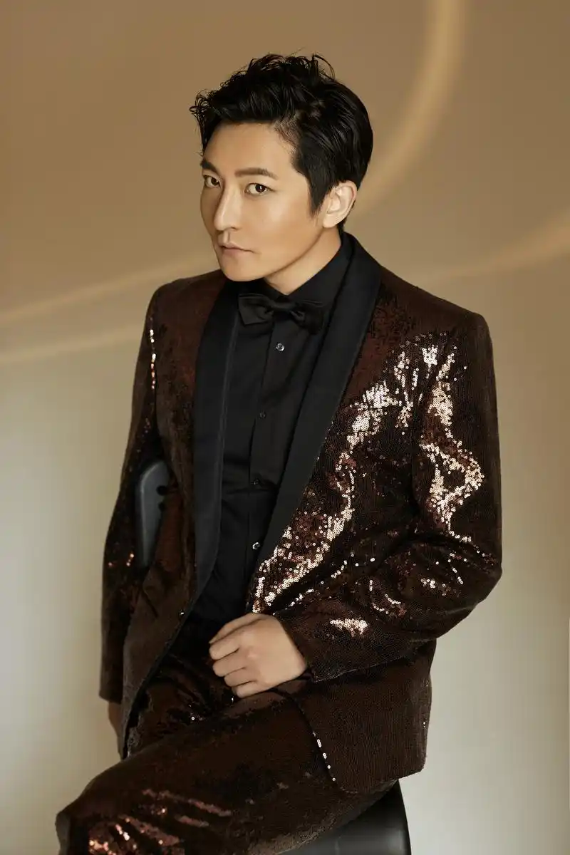 郭京飞烟熏妆魅惑出境02暗黑冷酷气场十足