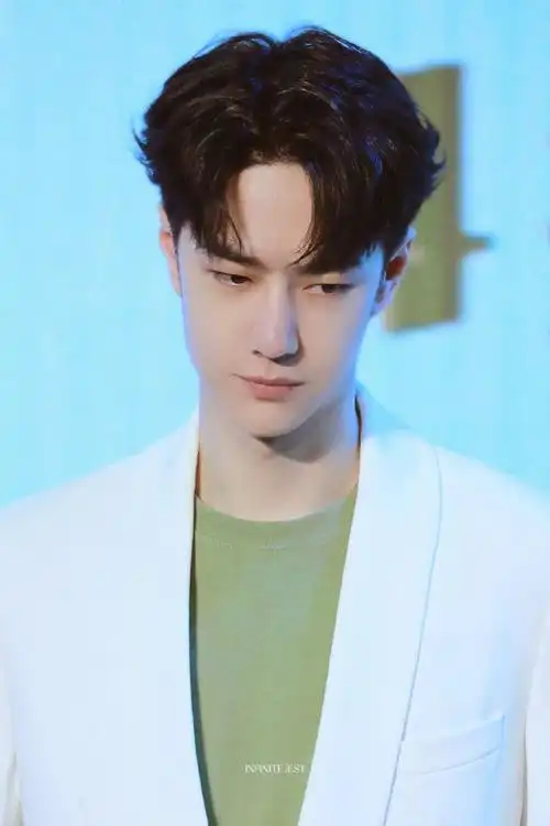 百雀羚 王一博#  2021.11.