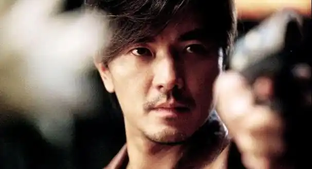 郑伊健:拍《古惑仔》走红,被封"第五天王",后隐退成顶级宅男