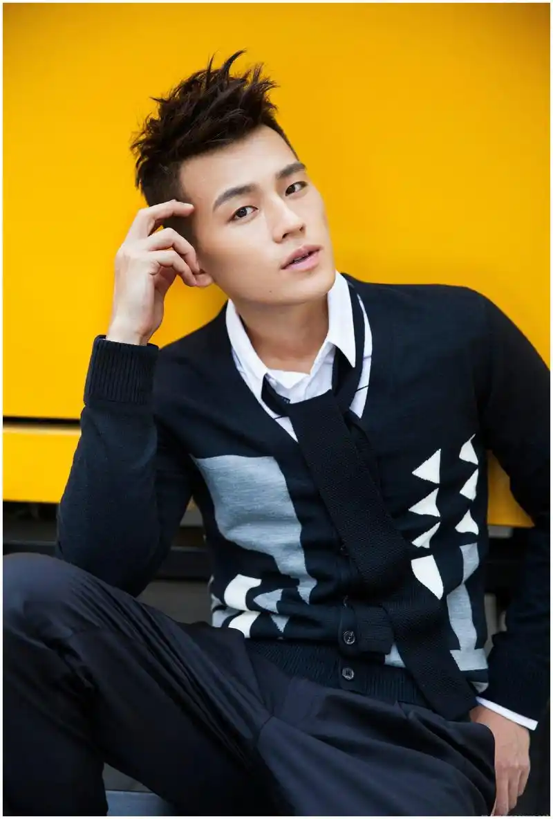 欧豪:硬汉小生从选秀到艺人的艰辛之路