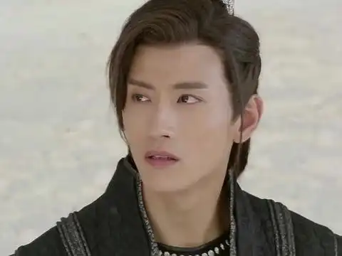 择天记:南客讲述幼年经历,魔族竟是这般弱肉强食,秋山心疼了!