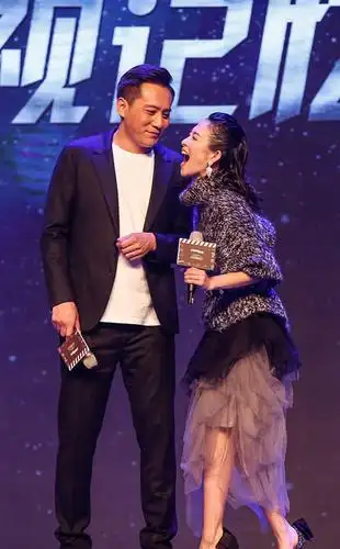 戏精的诞生!章子怡和刘烨眼神互怼杀气足