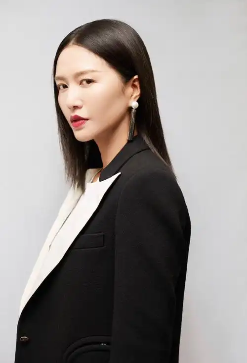 谭维维,唱功绝佳,性格不羁,气质别具一格,妥妥的女神歌手