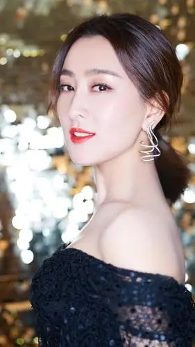 马苏镂空装性感写真