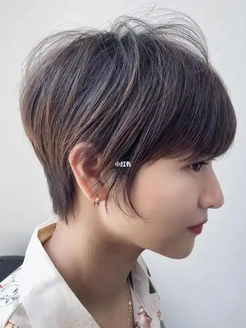 秋季超短发,国人女生超短发/秋季女生超短_超短发_秋天去哪玩_发型