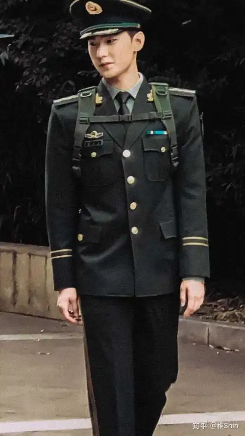 男明星颜值的巅峰,杨洋和许凯谁更帅?