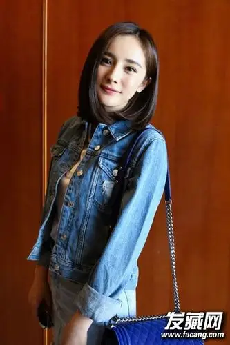 【图】杨幂中齐肩卷发 中长发大显气质_卷发发型_发藏网|facang.com