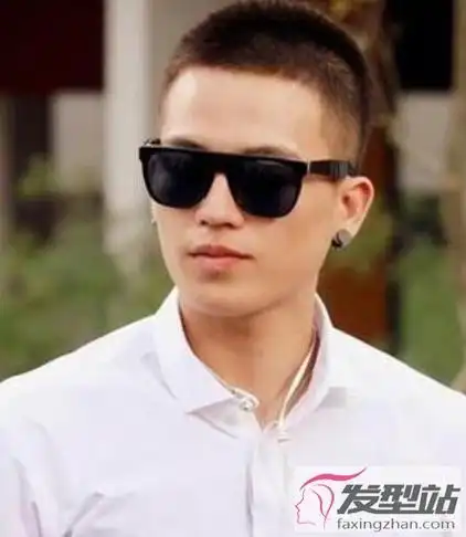 沙发发质男生发型