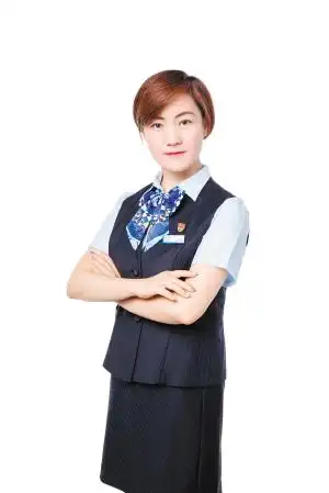 2022昆滇银行业金牌大堂经理-昆明日报