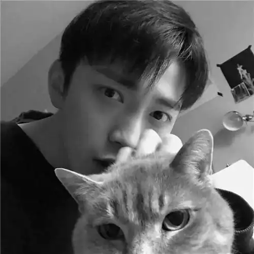 黑白头像男高清图片