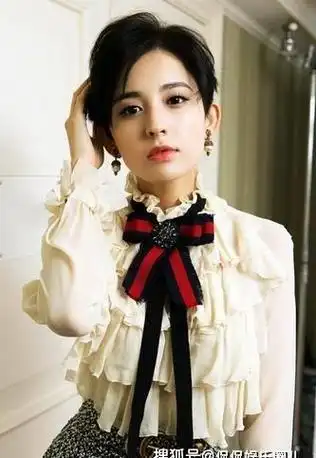 31岁古力娜扎,太惊艳了!身材也太炸裂了!