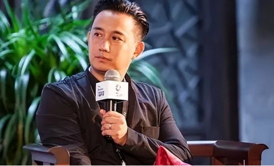 善恶终有报黄磊52岁人设崩塌丑闻频发终究难逃凄凉结局