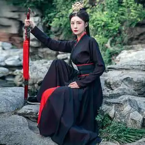 侠客汉服女扶摇同款中国风古装黑色霸气交领齐腰武侠套装表演出服