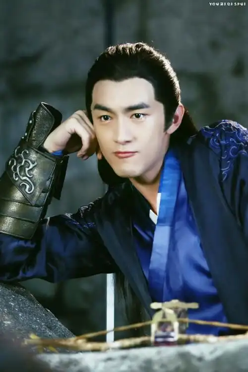 《楚乔传》剧照截修黑衣公子真好看#林更新美人鱼抱孟子义##林更新