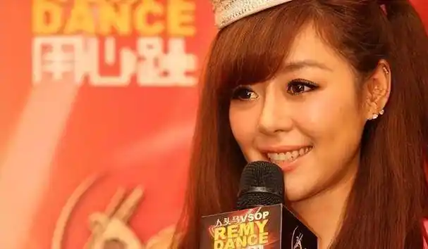 安又琪:凭《超级女声》爆红,如今"失业",她是资本的牺牲品吗_公司