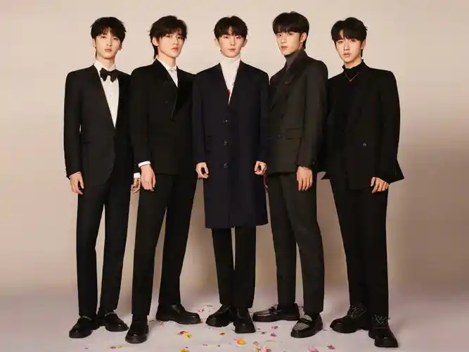 时代少年团tmea盛典帅气写真