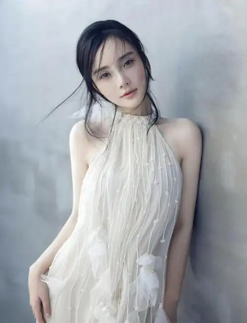 世上渣女千千万,最怕李小璐这一款,其实她的手段很高明!