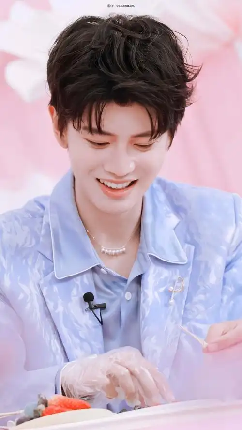 任嘉伦祁连山##任嘉伦暮色心约