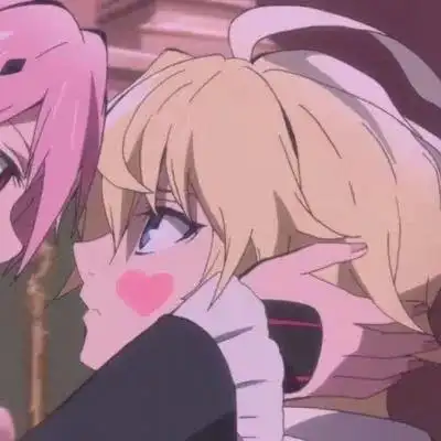 2020抖音最火的情侣头像一人一半情侣专用