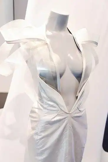 衣服能够根据心跳变透明 表白利器_科技资讯_中国服装网