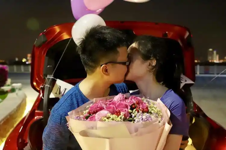 嫁给爱情的缤瑞